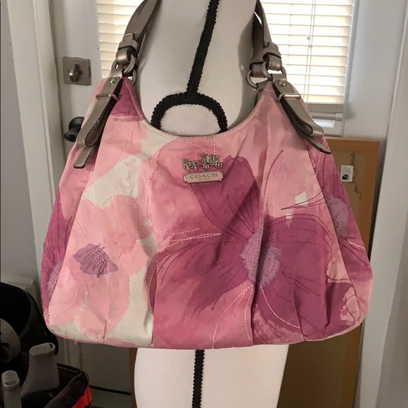 Coach Handbags - Coach Floral Print shoulder bag w/metallic trim